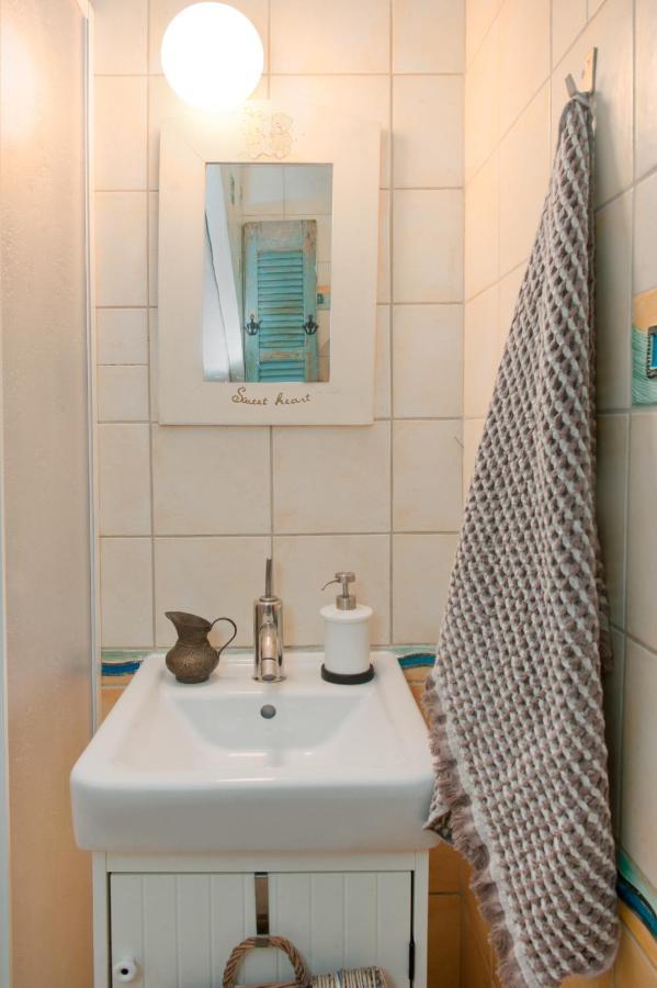 Seathon Seafront Beach Villa In Kalamitsi Luaran gambar