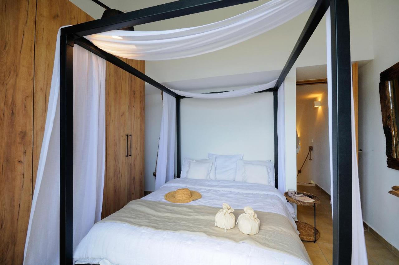 Seathon Seafront Beach Villa In Kalamitsi Luaran gambar